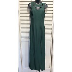 Loralie Maxi Formal Dress Sleeveless Green Strap V Neck Lined Size‎ 6 Back Zip